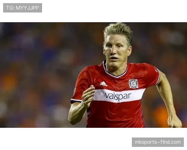 巴拉克与施魏因斯泰格组织推进中的控球重心偏移问题解析